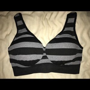 Sports bra